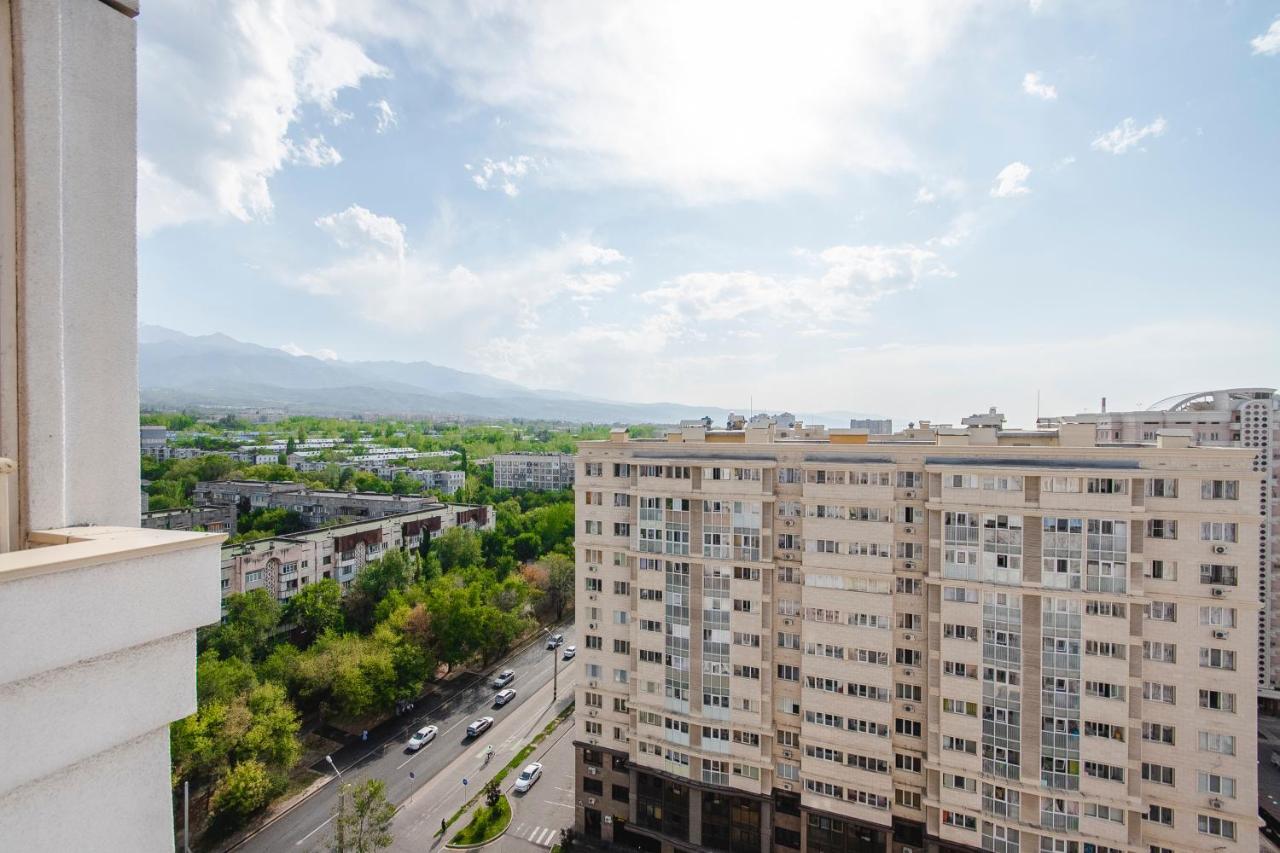 Razmestim В Жк Шахристан На 15 Этаже Almaty Exterior photo